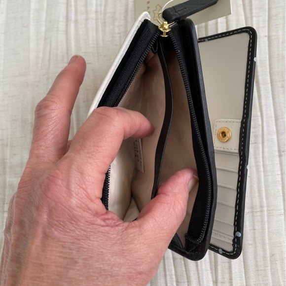 Radley London Wallet - Picture 4 of 8